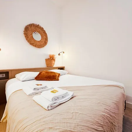 Magnifique 8 Personnes Hyper Centre Apartment