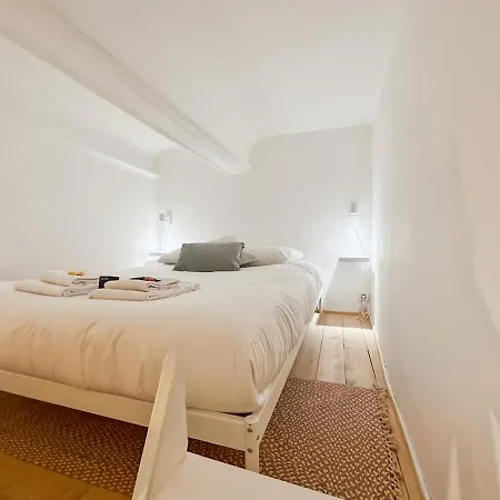 Magnifique 8 Personnes Hyper Centre Apartment